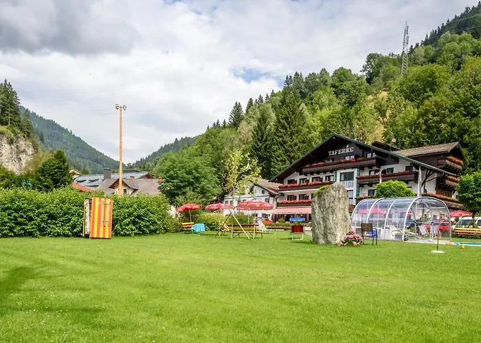 מלון & Taferne 3*